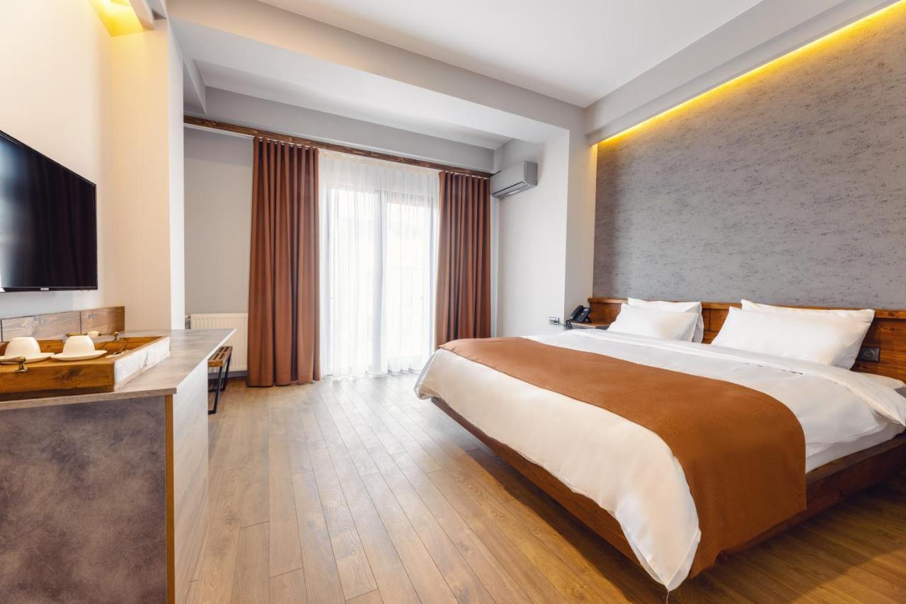 Ivy Hotel Tiflis Exterior foto